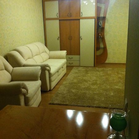 Красивая дизайнерская квартира возле метро Бот. сад Харків Екстер'єр фото